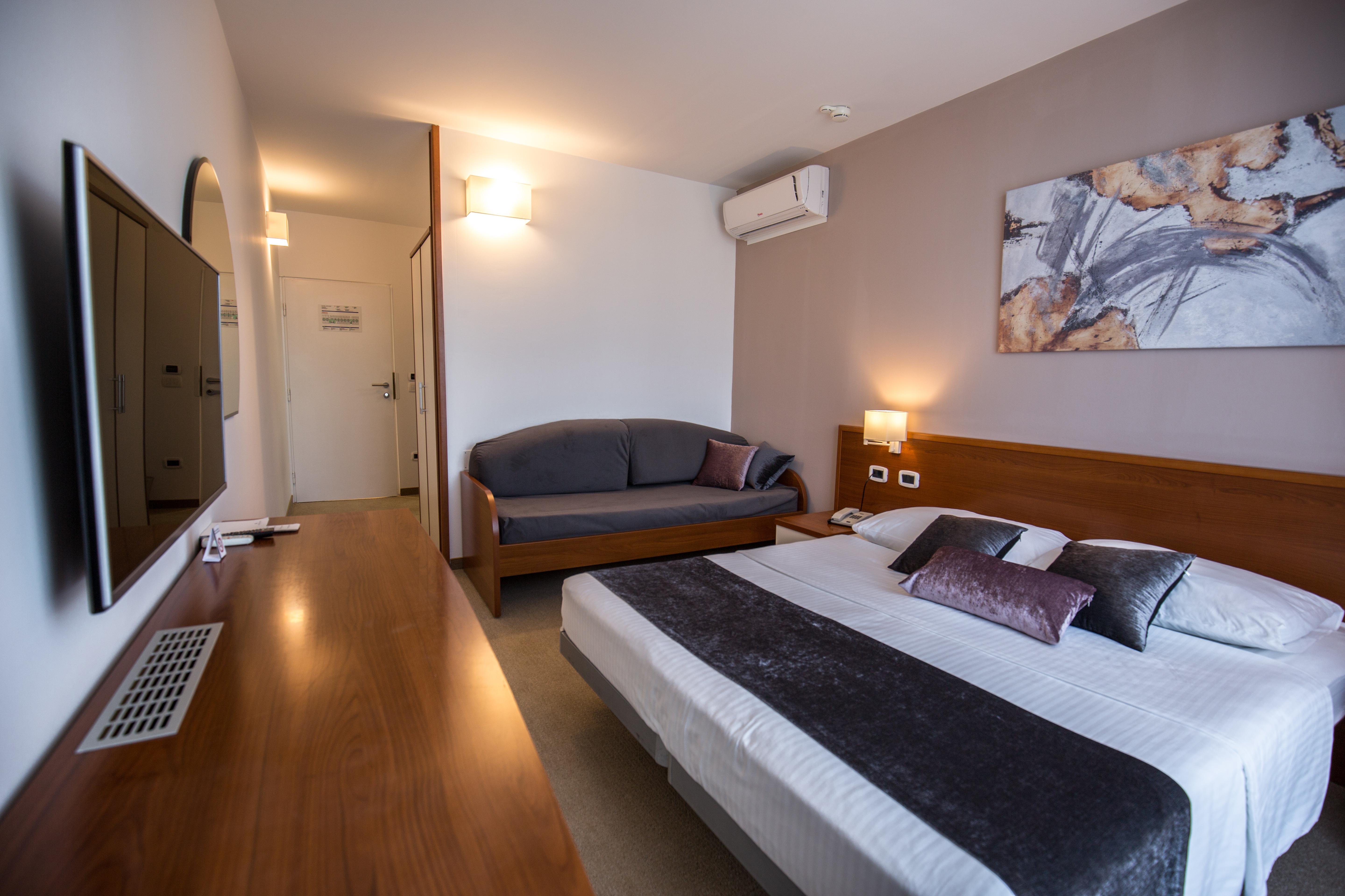 Arena Hotel Holiday Medulin Ngoại thất bức ảnh