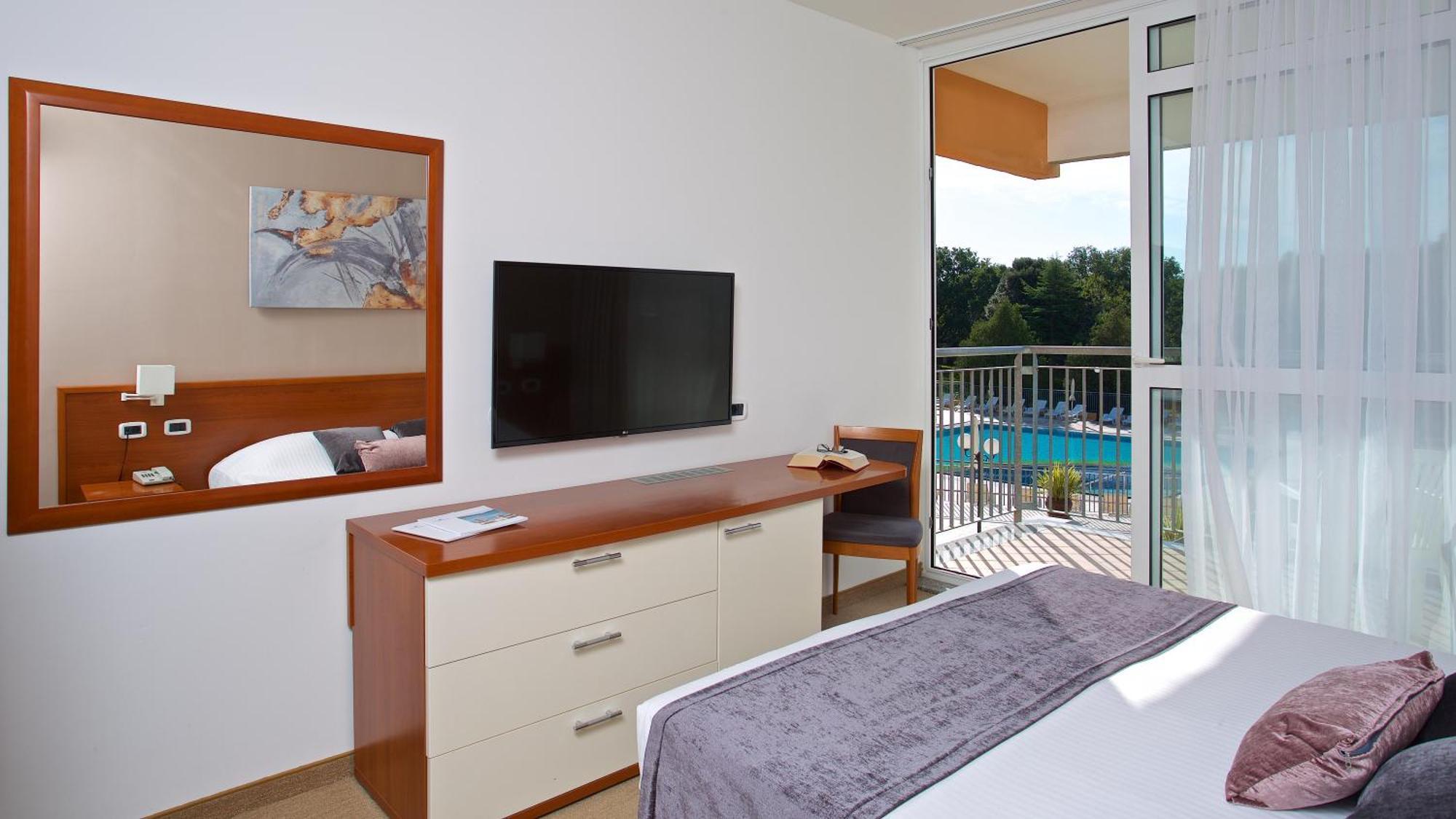 Arena Hotel Holiday Medulin Ngoại thất bức ảnh